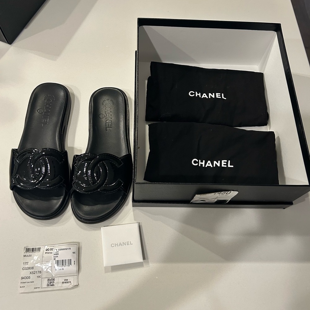CHANEL Black Slide Sandals with Logo
